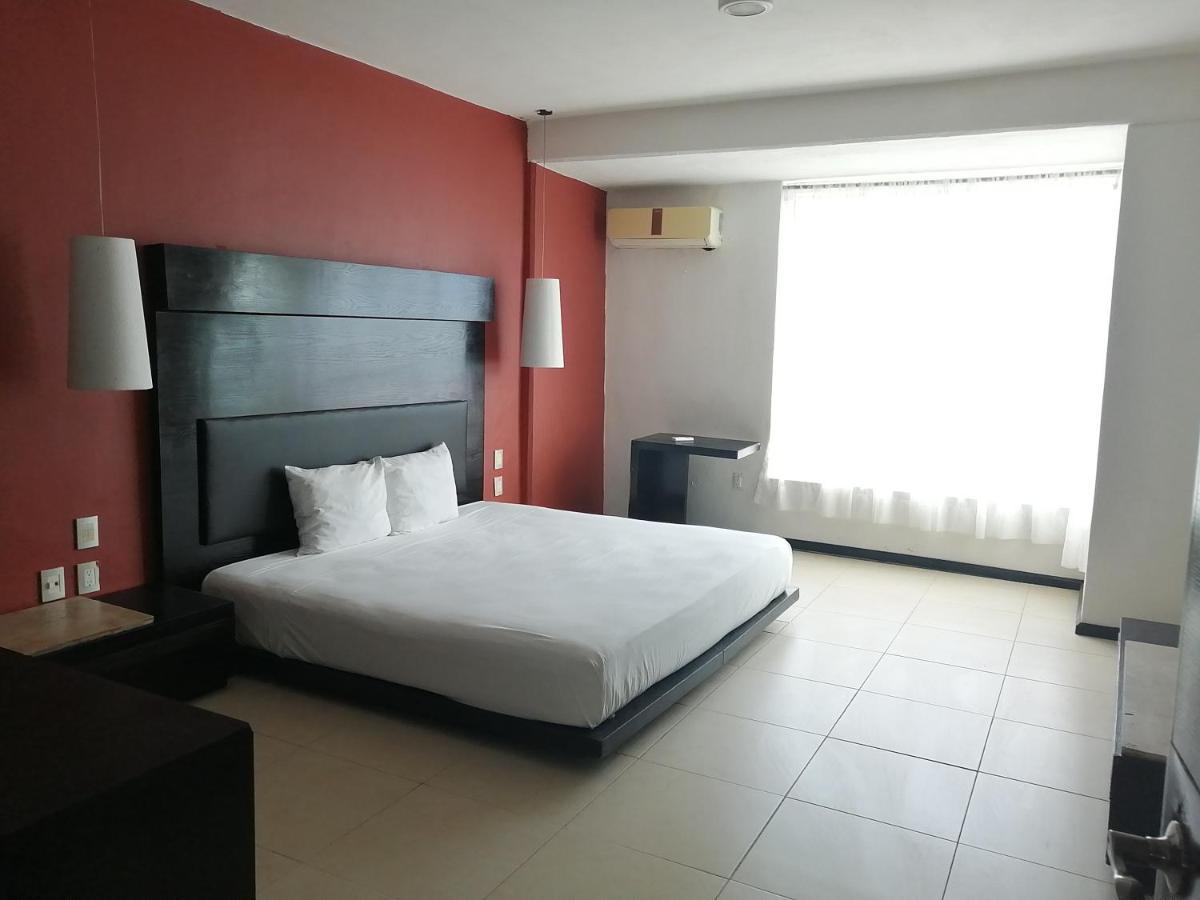 The Blvd Hotel - 5Th Ave פלאייה דל כרמן מראה חיצוני תמונה
