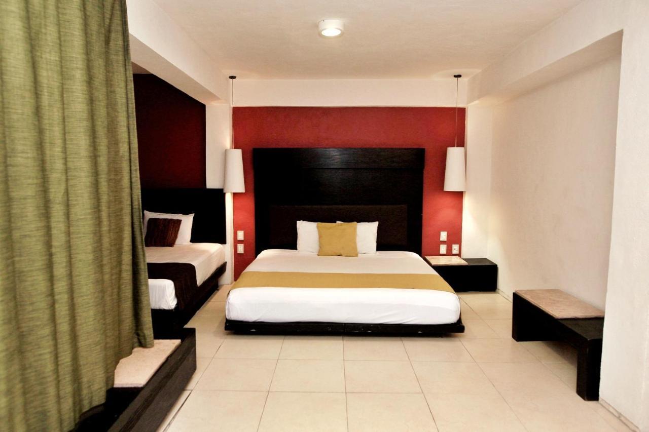 The Blvd Hotel - 5Th Ave פלאייה דל כרמן מראה חיצוני תמונה