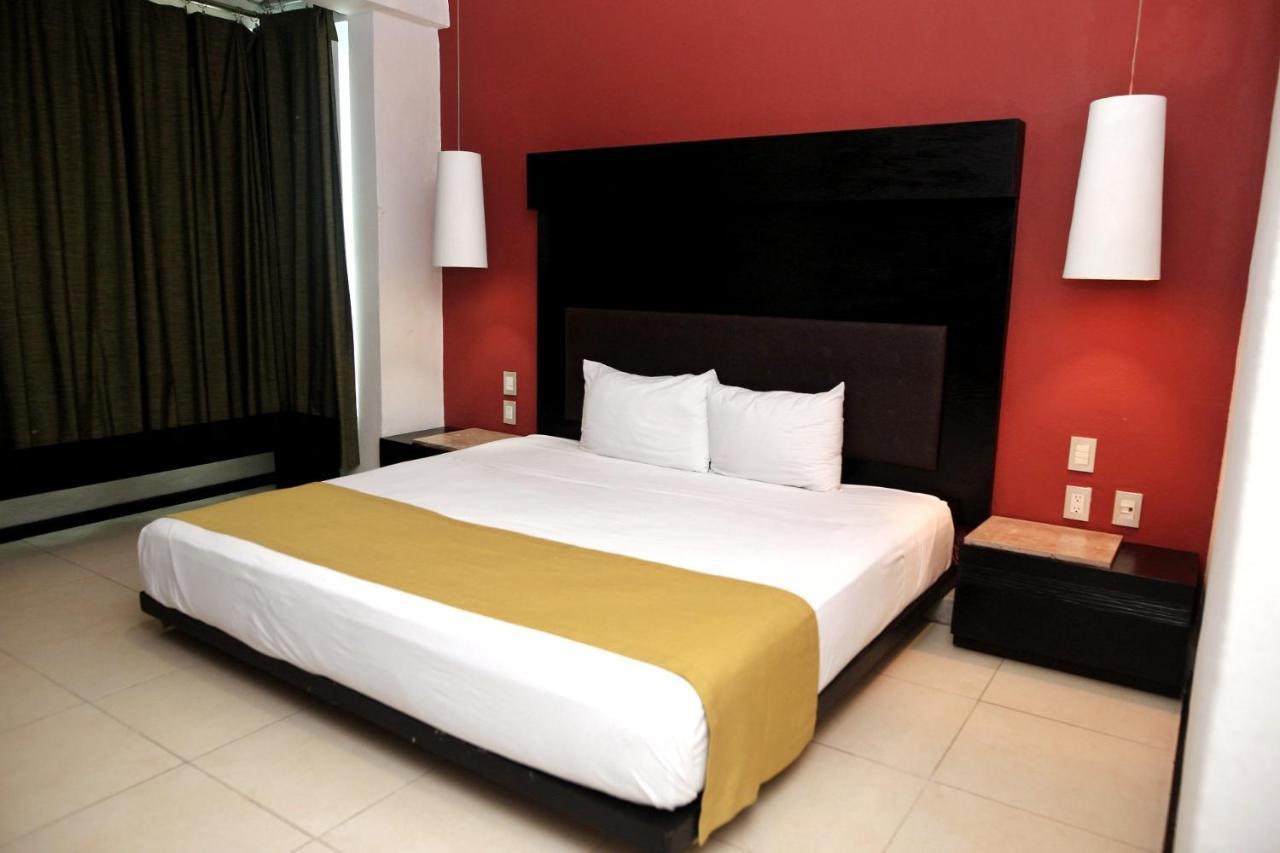 The Blvd Hotel - 5Th Ave פלאייה דל כרמן מראה חיצוני תמונה